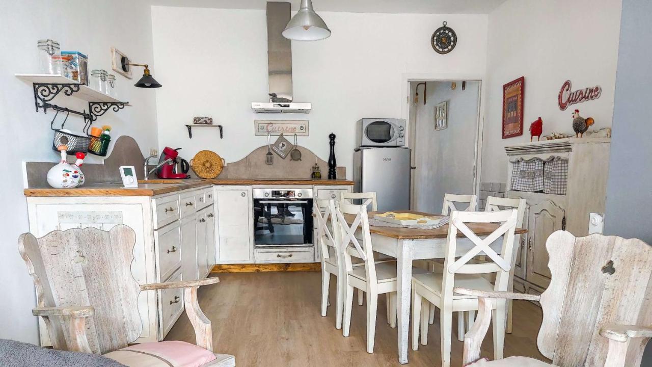 La Ferme De La Chapelle - Gite Et Chambres D'Hotes Cherain Extérieur photo
